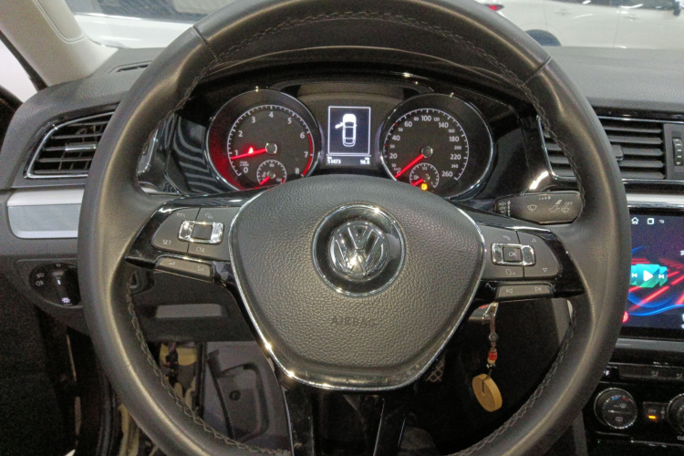 大众 凌渡 2017款 280TSI DSG舒适版中控内饰13