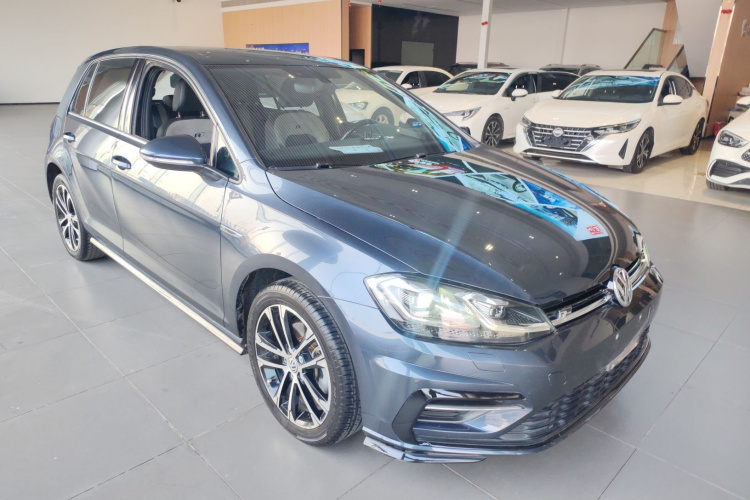 大众 高尔夫 2018款 280TSI 自动R-Line型车身外观3