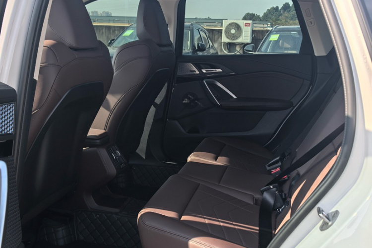 宝马X1 2024款 sDrive25Li X设计套装中控内饰7003