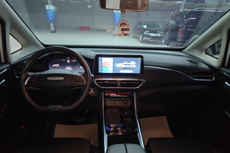 上汽大通MAXUS 大通G50 2023款 PLUS 1.5T 自动适航版中控内饰12