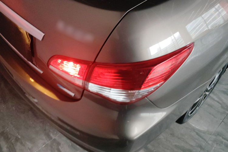 日产 轩逸 2018款 经典 1.6XE CVT舒适版车身外观6006