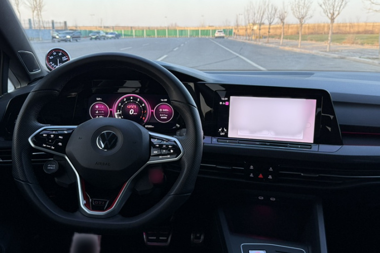 大众 高尔夫GTI 2021款 380TSI DSG GTI局部细节13