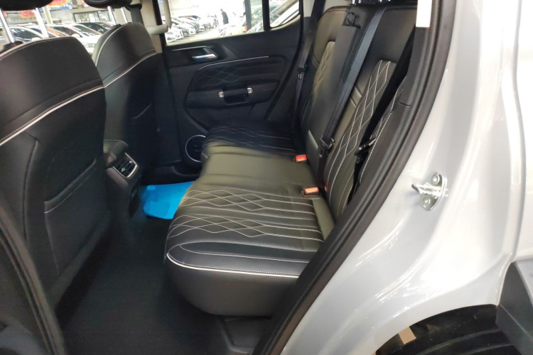 坦克300 2023款 越野版 2.0T 挑战者中控内饰21