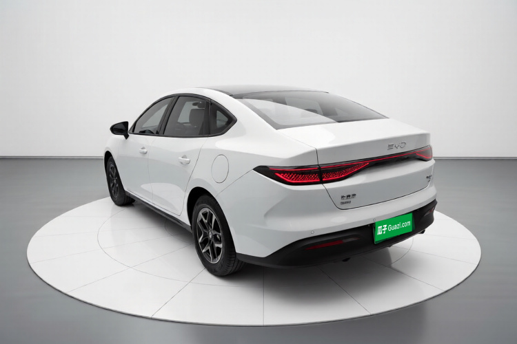 比亚迪 海豹05 DM-i 2025款 DM-i 智驾版 55KM豪华型车身外观5