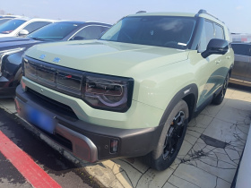 北京越野 北京BJ30 2024款 1.5T 魔核电驱进阶版