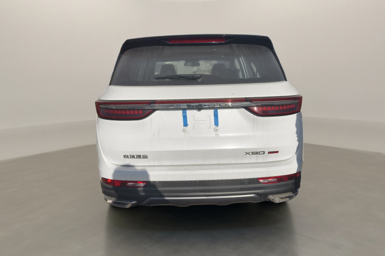 捷途X90 PLUS 2023款 改款 1.6TD DCT别墅 7座车身外观6