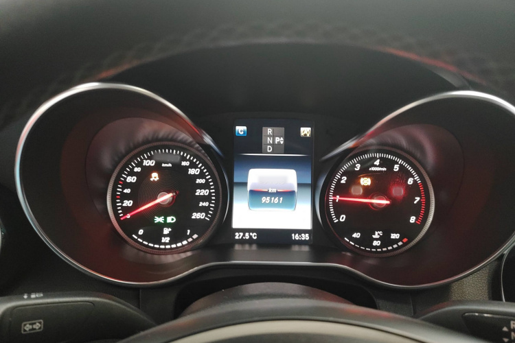 奔驰C级 2017款 改款 C 200 L 运动版局部细节14