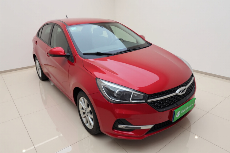 奇瑞 艾瑞泽5 2019款 1.5L CVT青春版 国V车身外观3