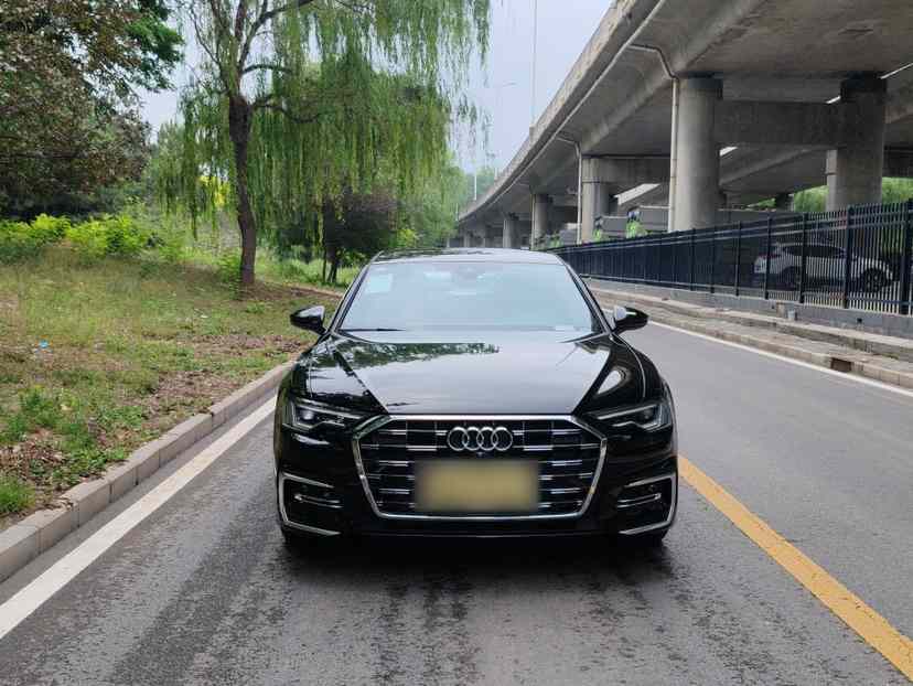奥迪A6L 2026款 45 TFSI 臻选动感型(2)