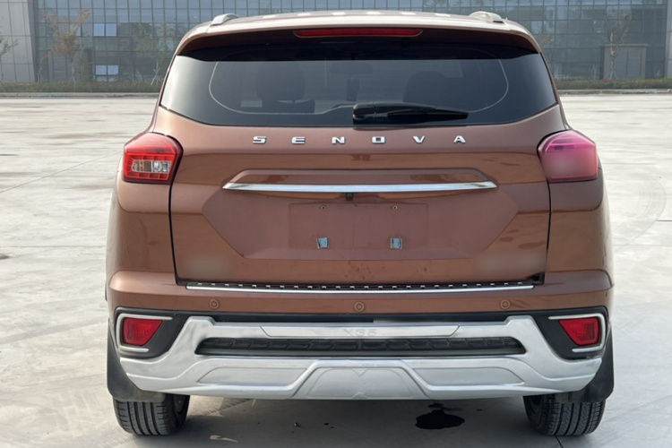 北京汽车 绅宝X35 2016款 1.5L 手动豪华版车身外观6002