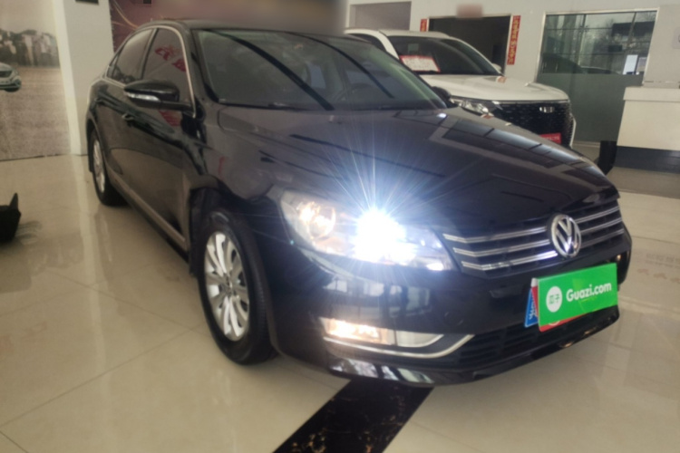 大众 帕萨特 2014款 1.8TSI DSG尊荣版车身外观3