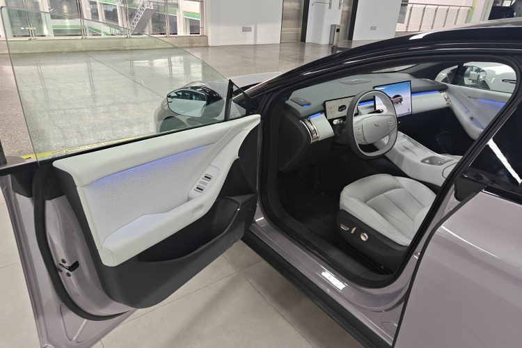 小鹏P7+ 2024款 长续航 Max中控内饰20