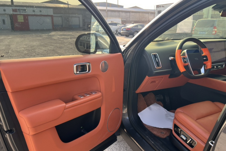 理想汽车 理想L7 2023款 Pro中控内饰7004