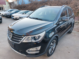 宝骏560 2015款 1.8L 手动豪华型