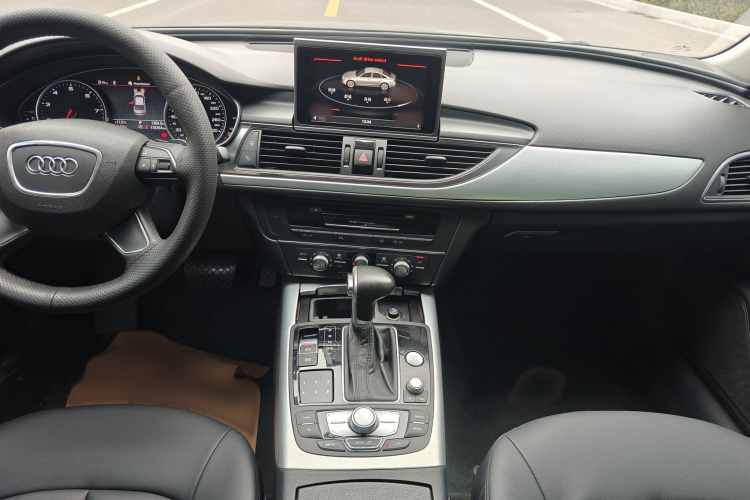 奥迪A6L 2014款 TFSI 标准型中控内饰7007