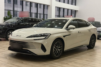 比亚迪 海豹07 DM-i 2025款 智驾版 DM-i 1.5L 125km 尊贵型