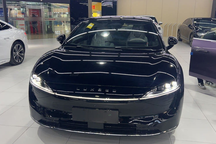 鸿蒙智行 智界S7 2024款 Pro车身外观6001