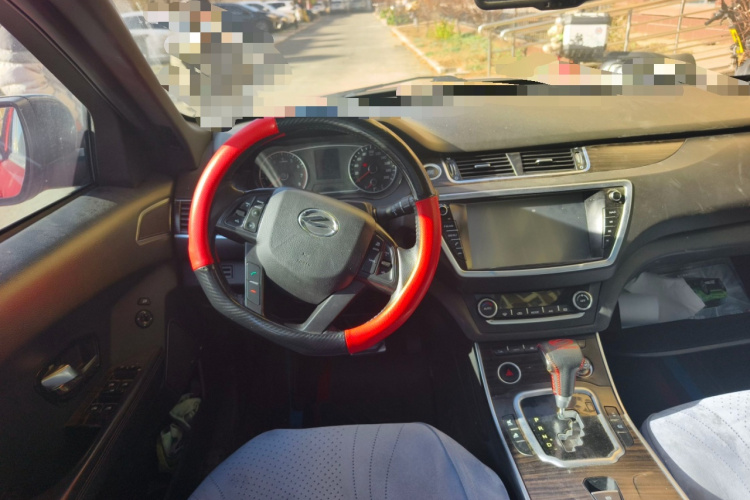 陆风X7 2015款 2.0T 全景旗舰版中控内饰13