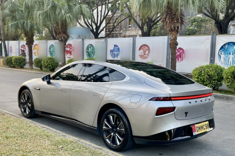 小鹏P7 2020款 670N车身外观6007