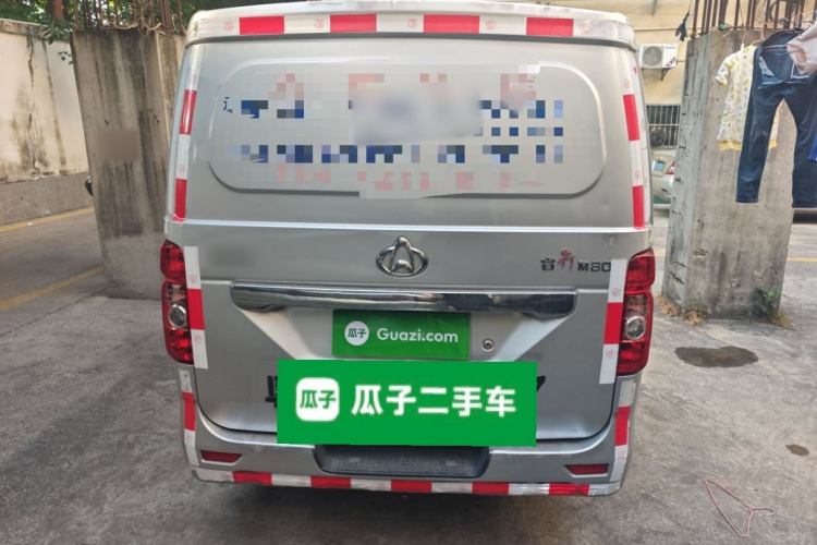 长安凯程 长安睿行M80 2014款 1.5L基本型（四座）4G15S车身外观6