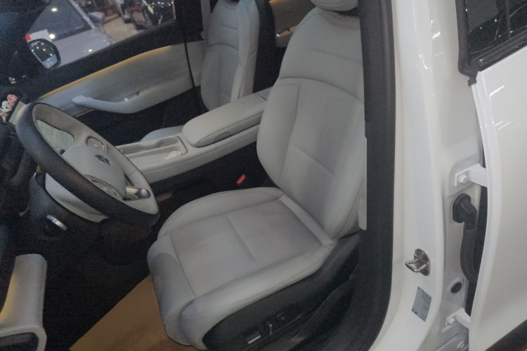 蔚来ES6 2023款 75kWh中控内饰19