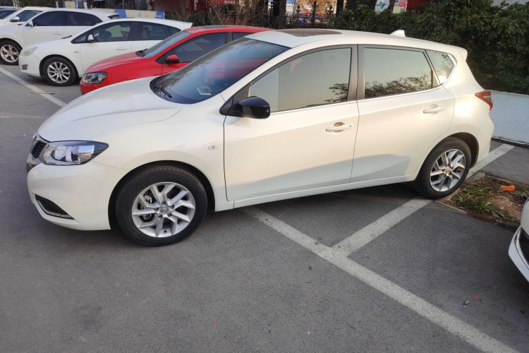 日产 骐达TIIDA 2021款 1.6L CVT酷动版车身外观4