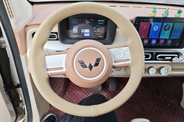 五菱汽车 宏光MINIEV 2024款 第三代 215km 青春版局部细节13