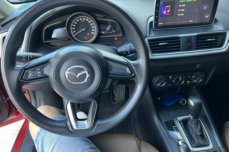 马自达3 昂克赛拉 2017款 三厢 1.5L 自动舒适型 国V中控内饰7002