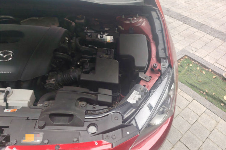 马自达3 昂克赛拉 2016款 三厢 1.5L 手动舒适型局部细节9007