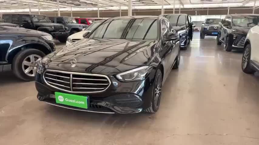 奔驰C级 2022款 改款 C 260 L实拍1