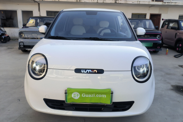 长安启源 长安Lumin 2023款 205km 香沁款车身外观2