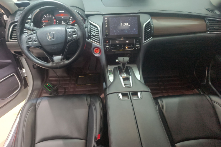 本田 冠道 2017款 240TURBO 两驱精英版中控内饰12