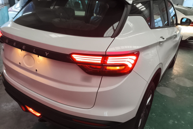 吉利汽车 缤越 2025款 1.5L CVT超能版车身外观9