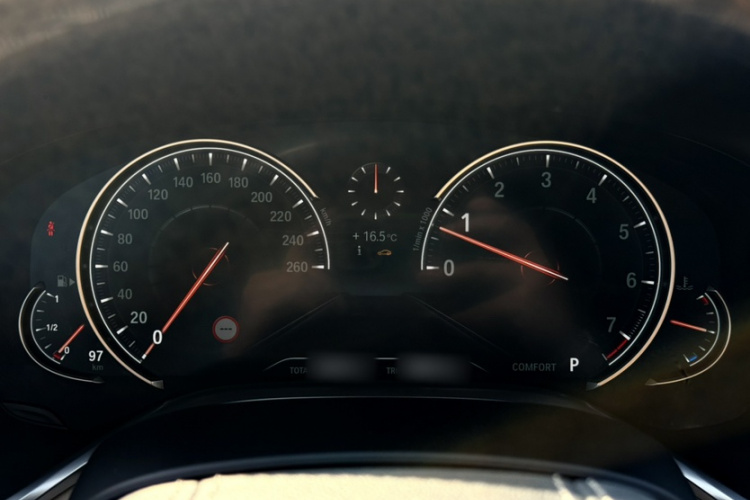 宝马7系 2016款 730Li 豪华型局部细节14