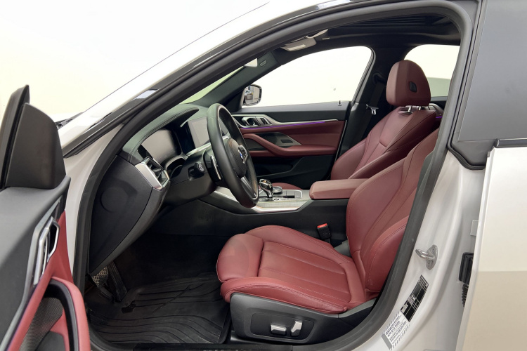 宝马4系 2022款 425i Gran Coupe M运动曜夜套装中控内饰7008