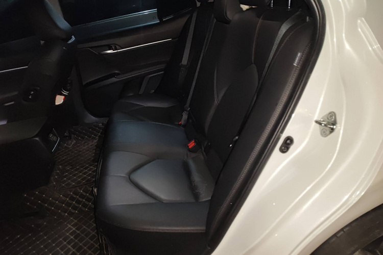 丰田 凯美瑞 2021款 2.5G 豪华版中控内饰21