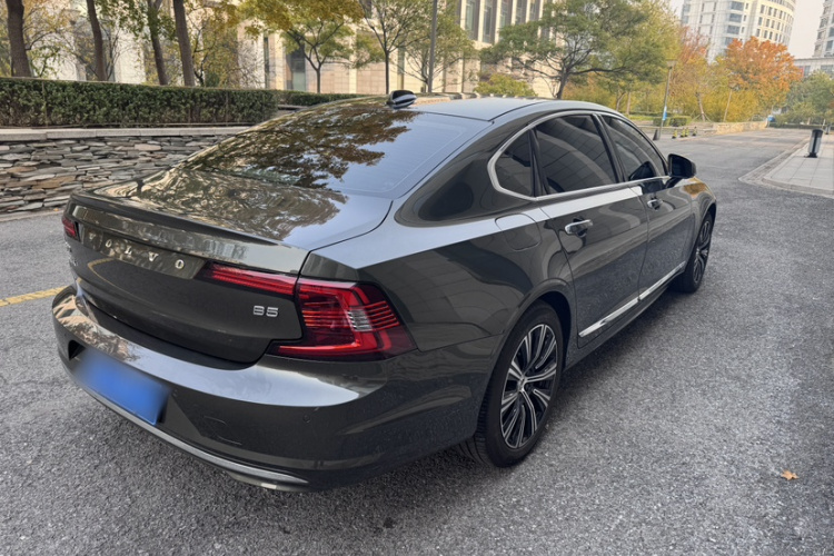 沃尔沃S90 2021款 B5 智远豪华版车身外观6006