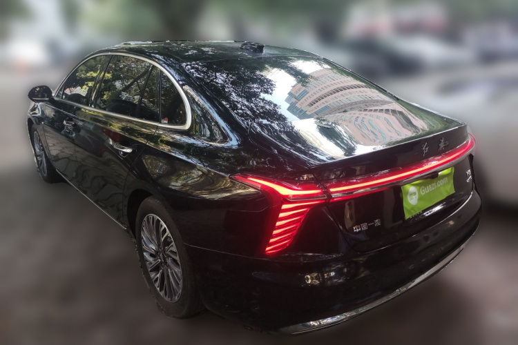 红旗H5 2023款 2.0T 自动智联旗领版车身外观5