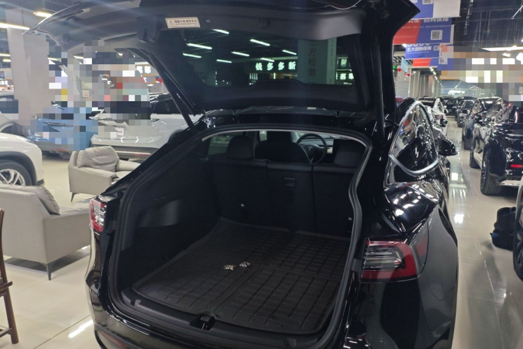 特斯拉 Model Y 2021款 标准续航后驱版机舱底盘23