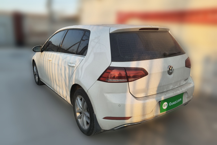 大众 高尔夫 2018款 1.6L 自动舒适型车身外观5