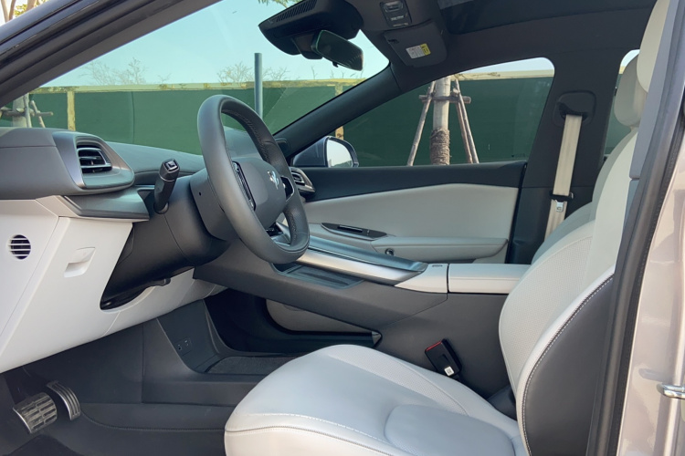 ARCFOX极狐 极狐 阿尔法S5 2024款 708MAX 200kW局部细节19