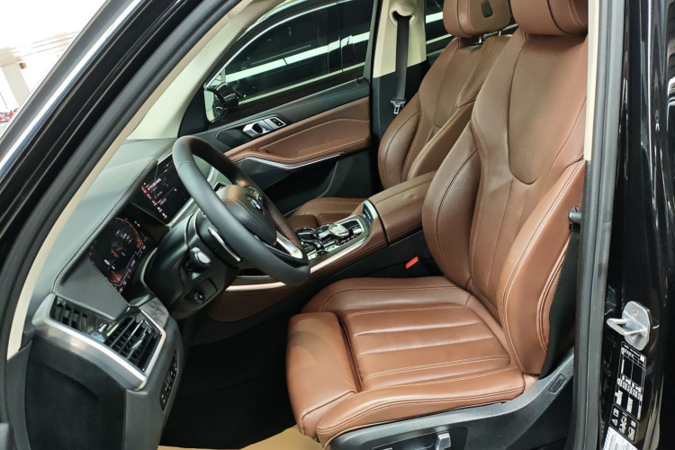 宝马X5(进口) 2019款 xDrive30i X设计套装中控内饰19