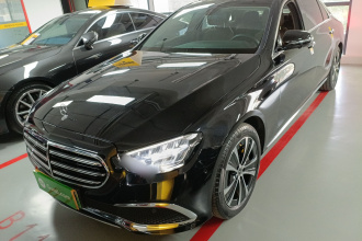 奔驰E级新能源 2022款 改款三 E 350 e L 插电式混合动力轿车