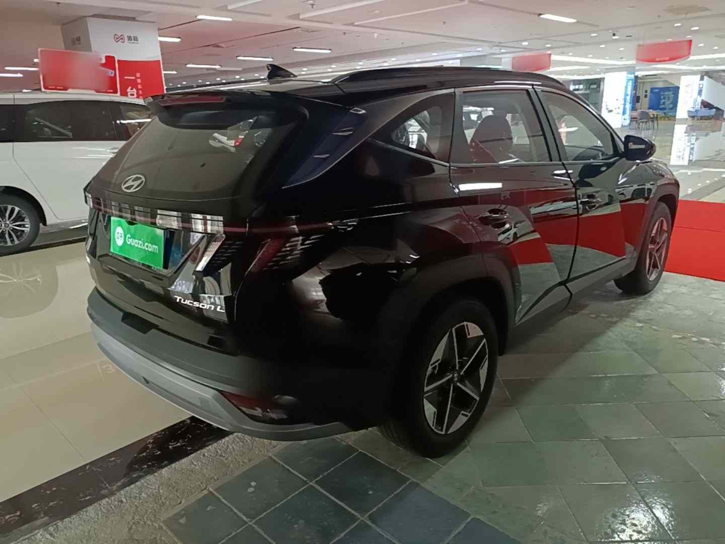 现代 2025款 途胜L 1.5T 精英版(5)