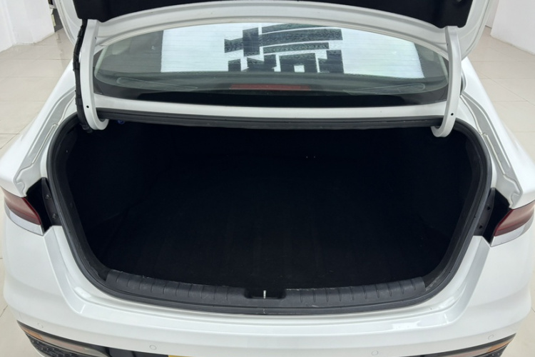 现代 菲斯塔 2021款 280TGDi DLX豪华版局部细节23