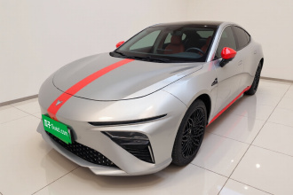 哪吒汽车 哪吒S 2022款 纯电 715km 后驱中版