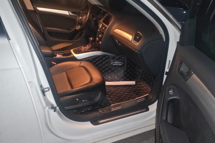 奥迪A4L 2015款 35 TFSI 自动标准型局部细节9005