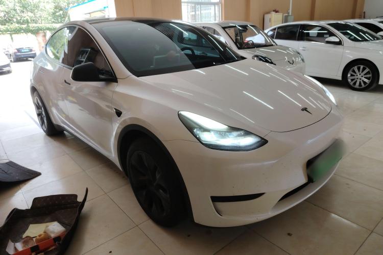 特斯拉 Model Y 2024款 后轮驱动版车身外观6002