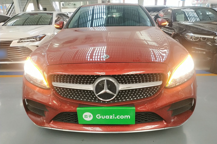 奔驰C级 2020款 改款 C 200 L 时尚型运动版车身外观2