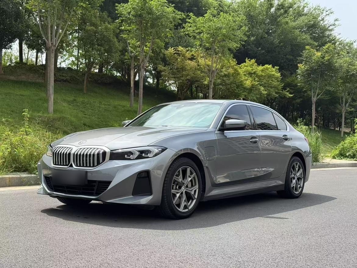 宝马i3 2024款 eDrive 35 L